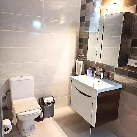Appartamento Paddys Apartments, Hisaroenue *