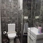 Paddys Apartments, Hisaroenue アパート フェティエ