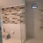 Paddys Apartments, Hisaroenue Lejlighed
