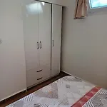 Lejlighed Paddys Apartments, Hisaroenue