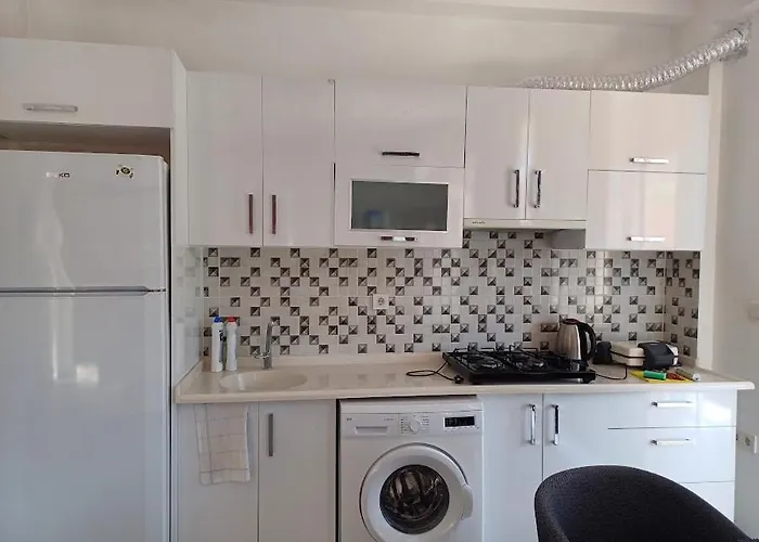 Paddys Apartments, Hisarönü *