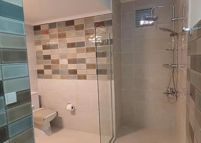 Paddys Apartments, Hisarönü Apartamento