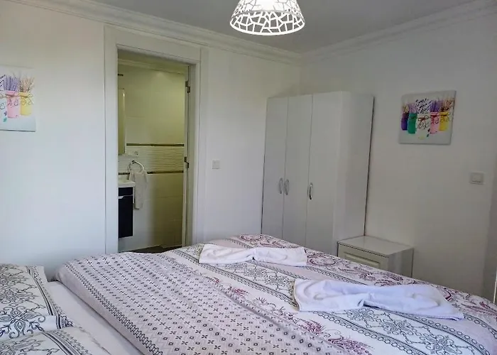 Paddys Apartments, Hisarönü Lägenhet