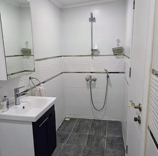 Lägenhet Paddys Apartments, Hisarönü