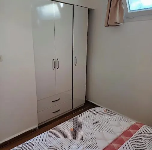 Lägenhet Paddys Apartments, Hisarönü