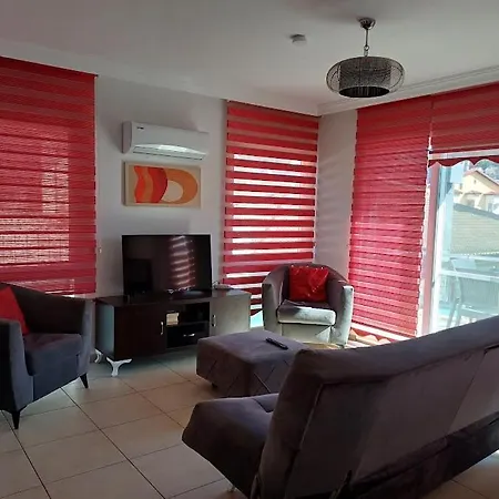 Apartmán Paddys Apartments, Hisaroenue *