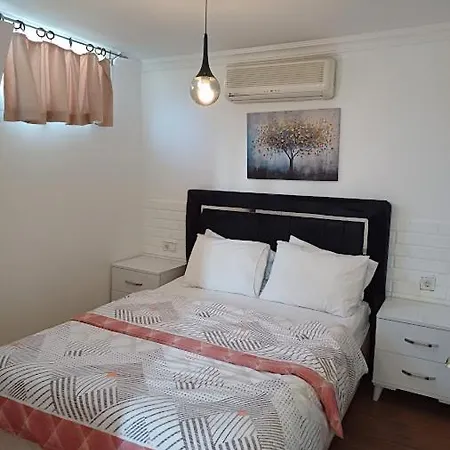 Apartmán Paddys Apartments, Hisaroenue